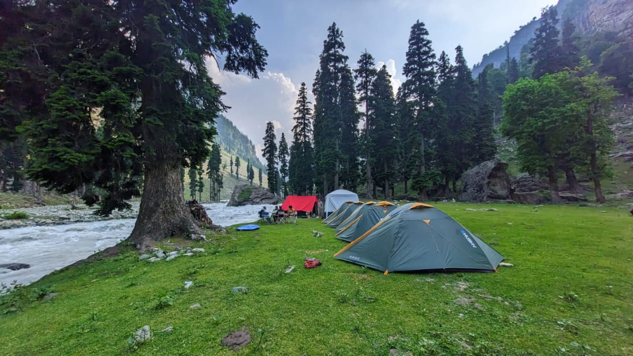Camping in Kashmir